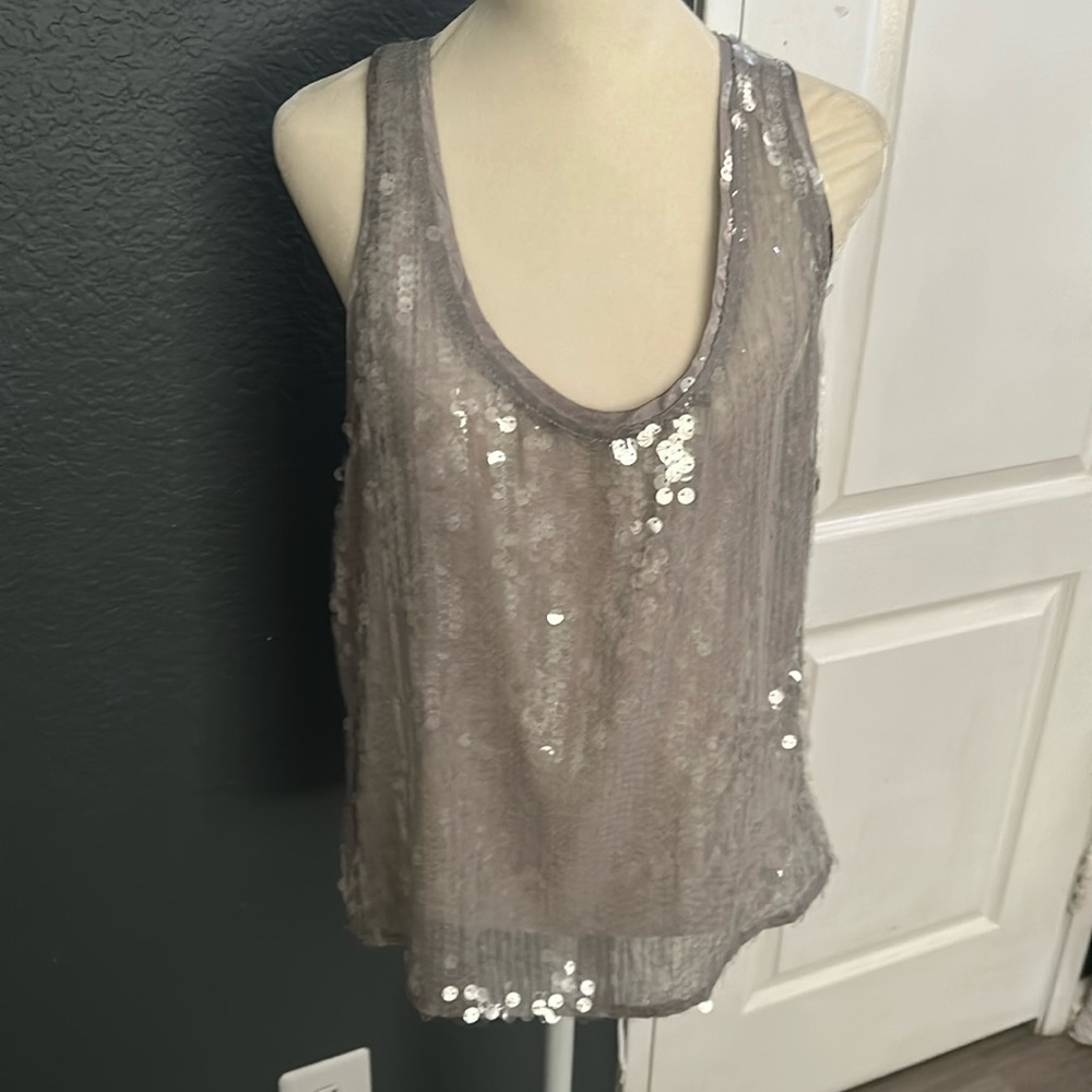 Sequence top
